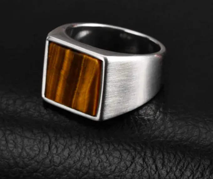 Signet ring Tiger Eye